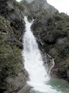 natura26.jpg (23297 bytes)