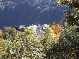larie30.jpg (35225 bytes)