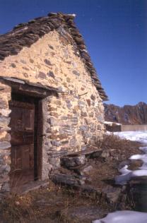 busar05.JPG (14274 byte)