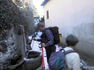 faiei18.jpg (27433 bytes)