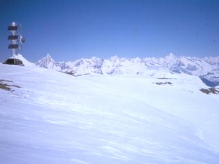 gale03.JPG (7740 byte)