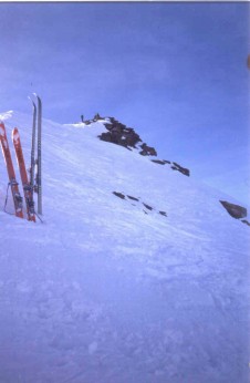 chilchal04.jpg (15519 byte)