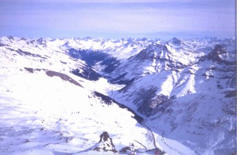 chilchal06.jpg (24833 byte)