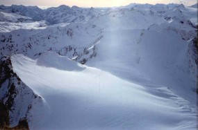 chuebodenhorn08.jpg (13499 bytes)