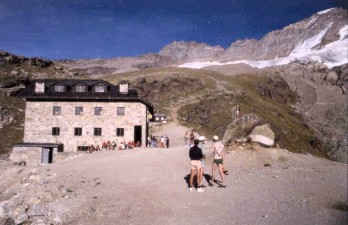 paradiso02.jpg (26011 byte)